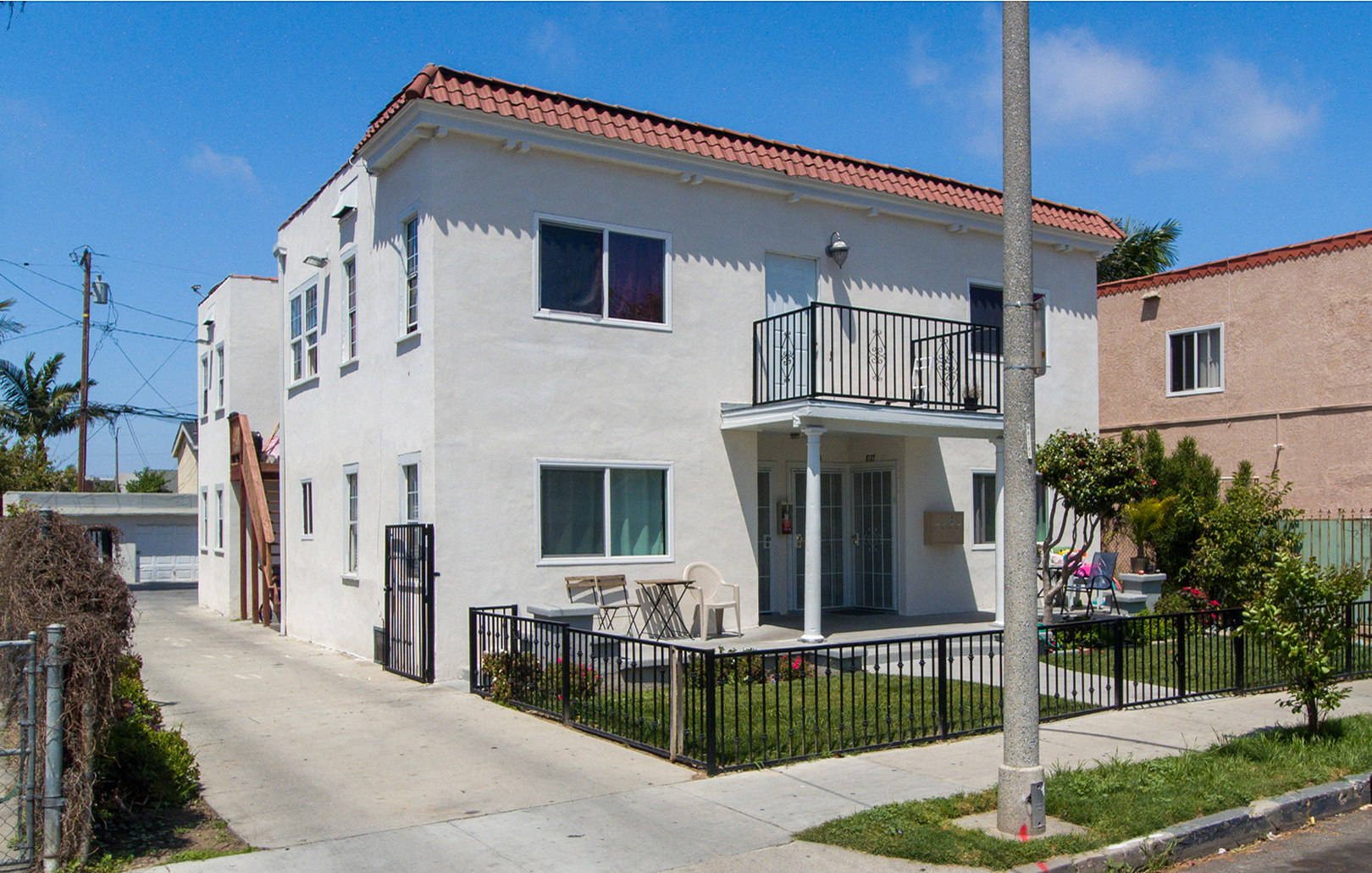 Long Beach Apartment Property (Hoffman)